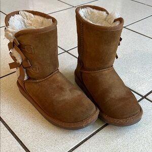 Kookaburra by Ugg Cozy Brown Kids Boots